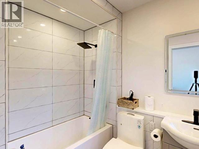 10219 DOUGLAS BAY ROAD, Powell River