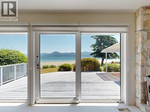 10219 DOUGLAS BAY ROAD, Powell River