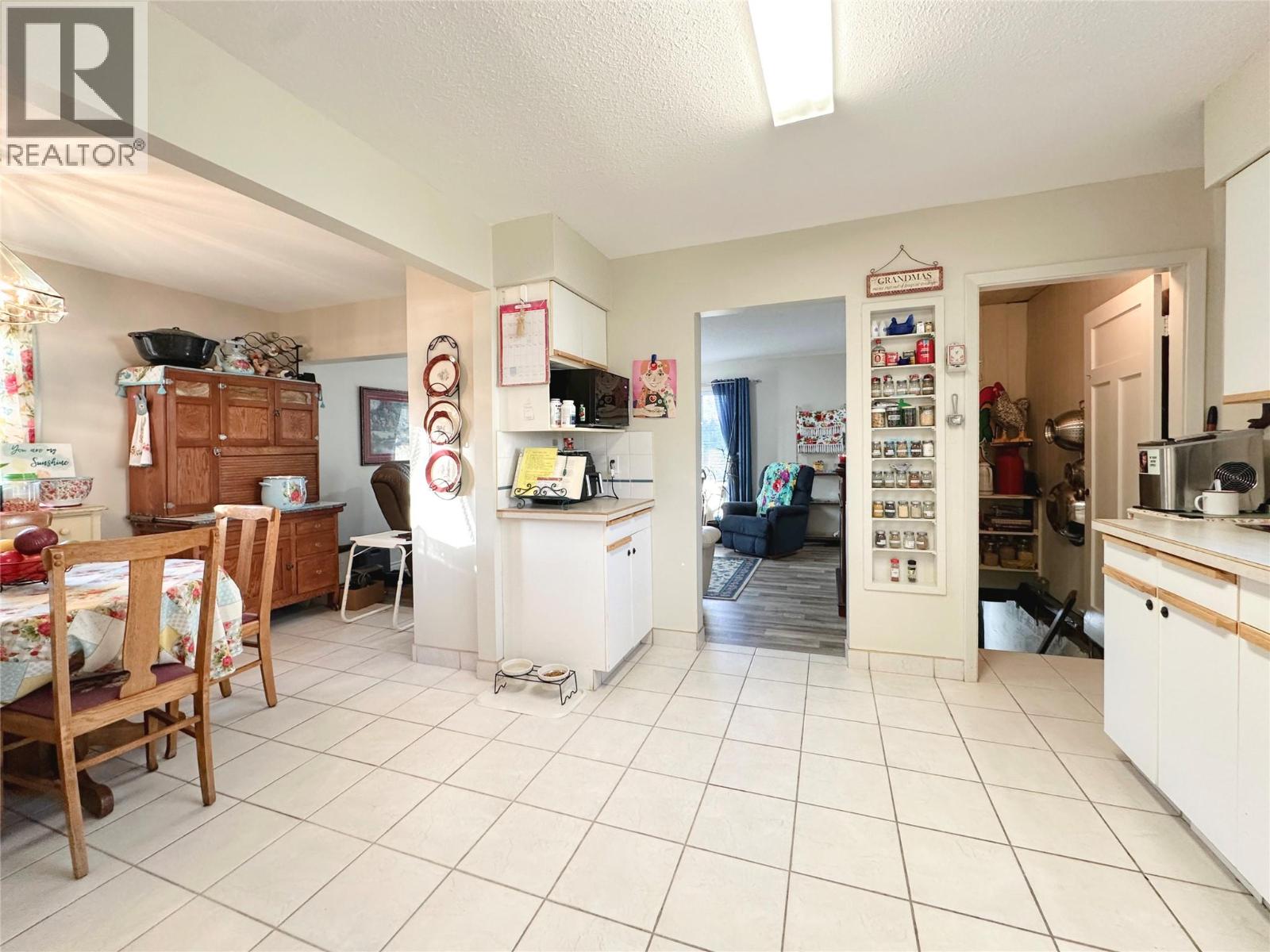 8711 78TH Avenue - 12