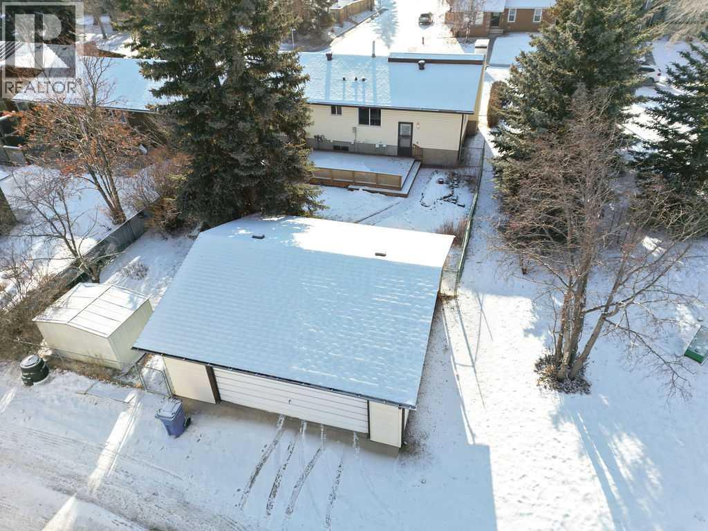 Single Family House Bungalow for Sale in  Lock Crescent Rosemont Okotoks 