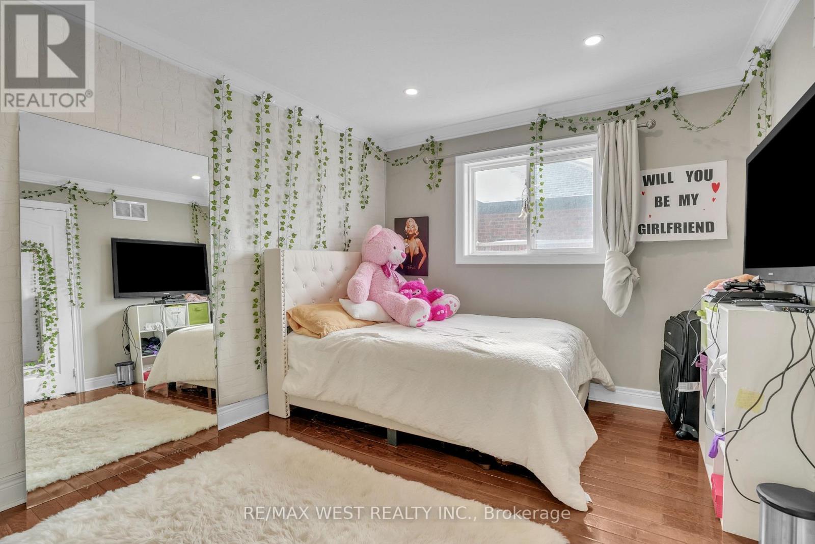 173 PRINCE WILLIAM WAY - 10