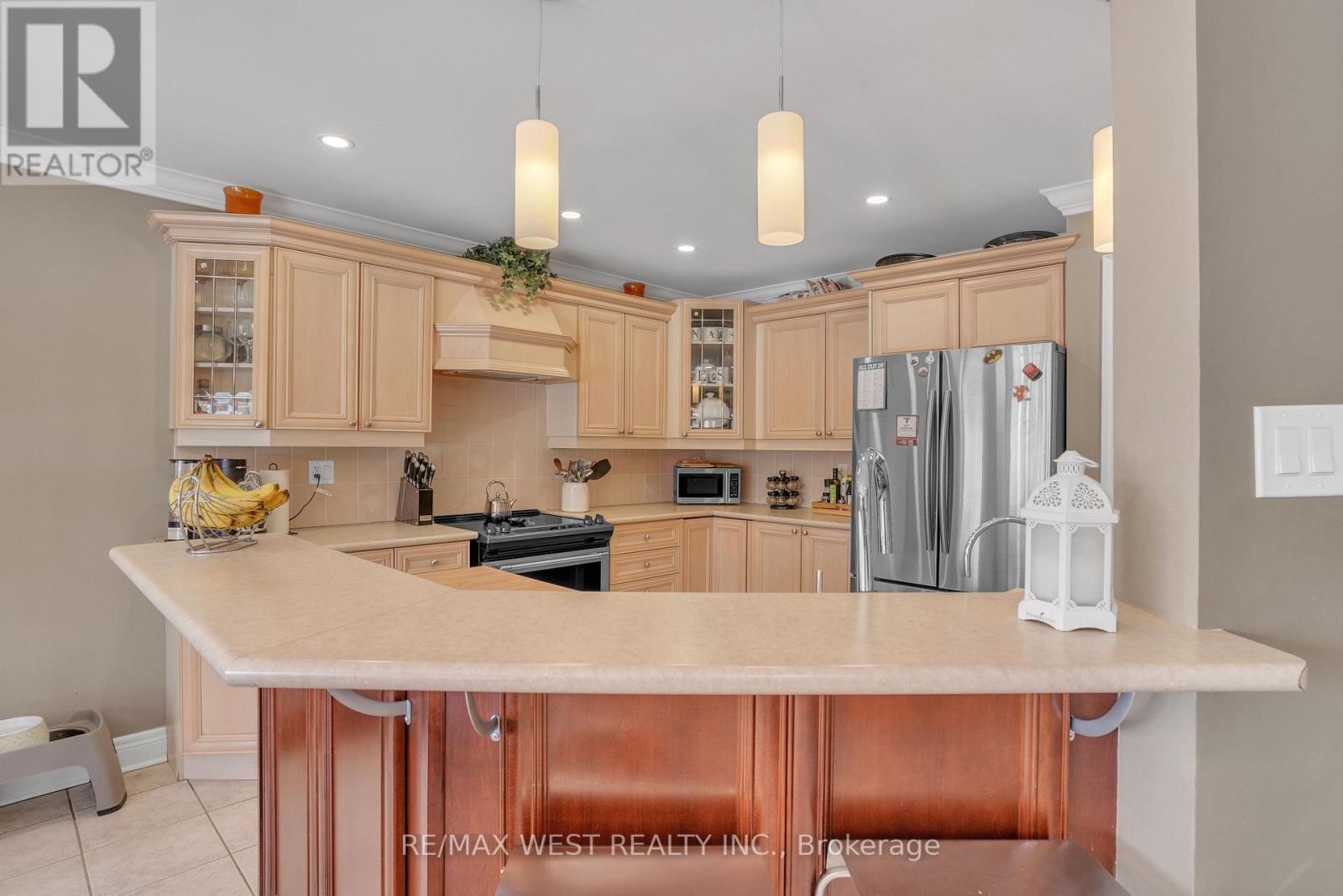 173 PRINCE WILLIAM WAY - 3