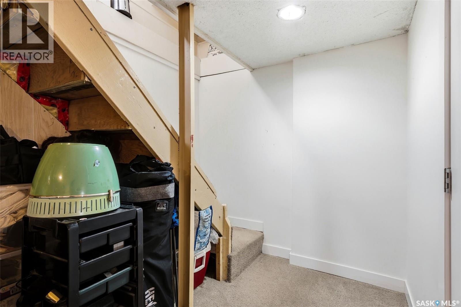 Single Family House Bungalow for Sale in  Connaught STREET Regina 