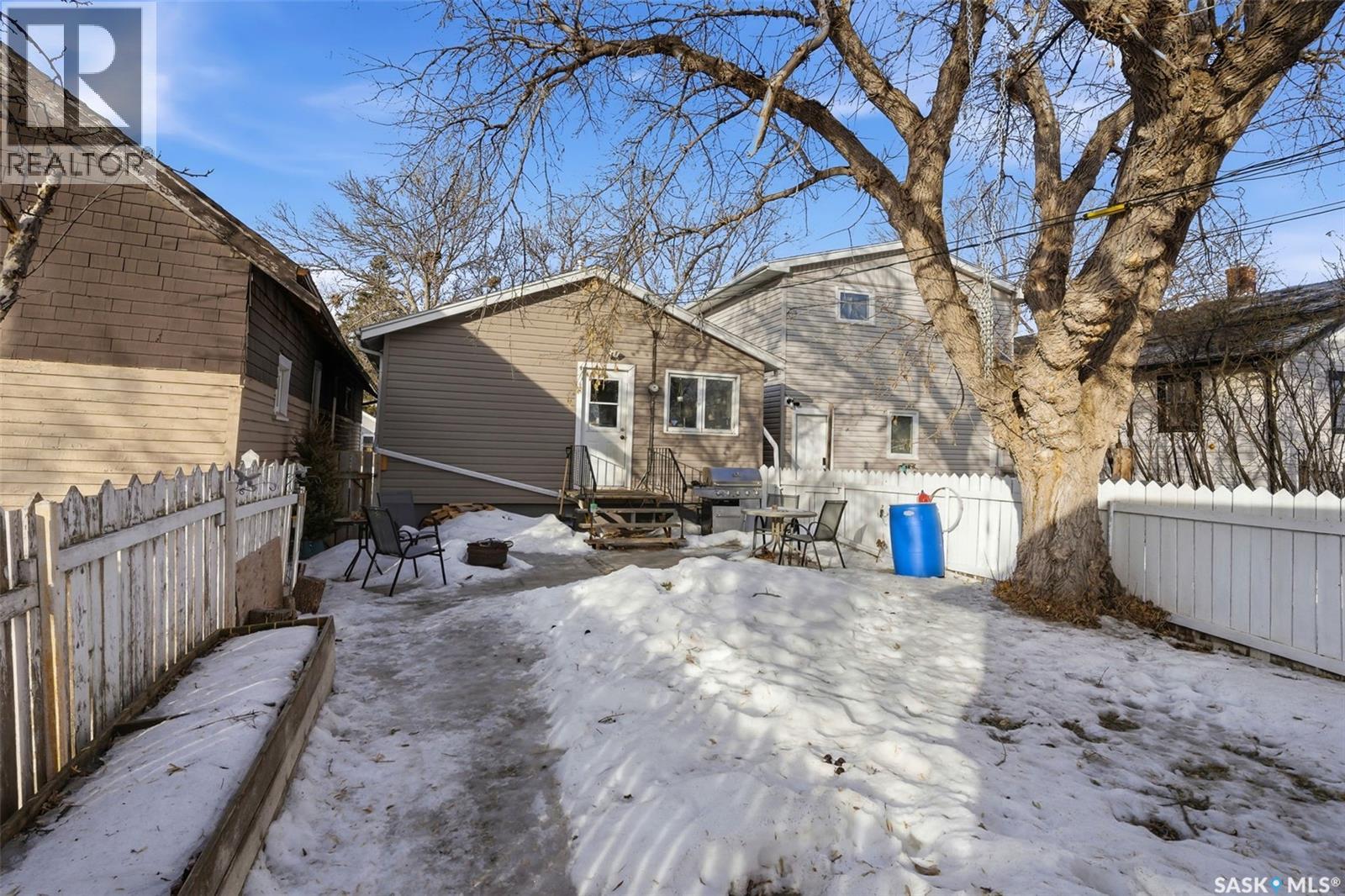 Single Family House Bungalow for Sale in  Connaught STREET Regina 