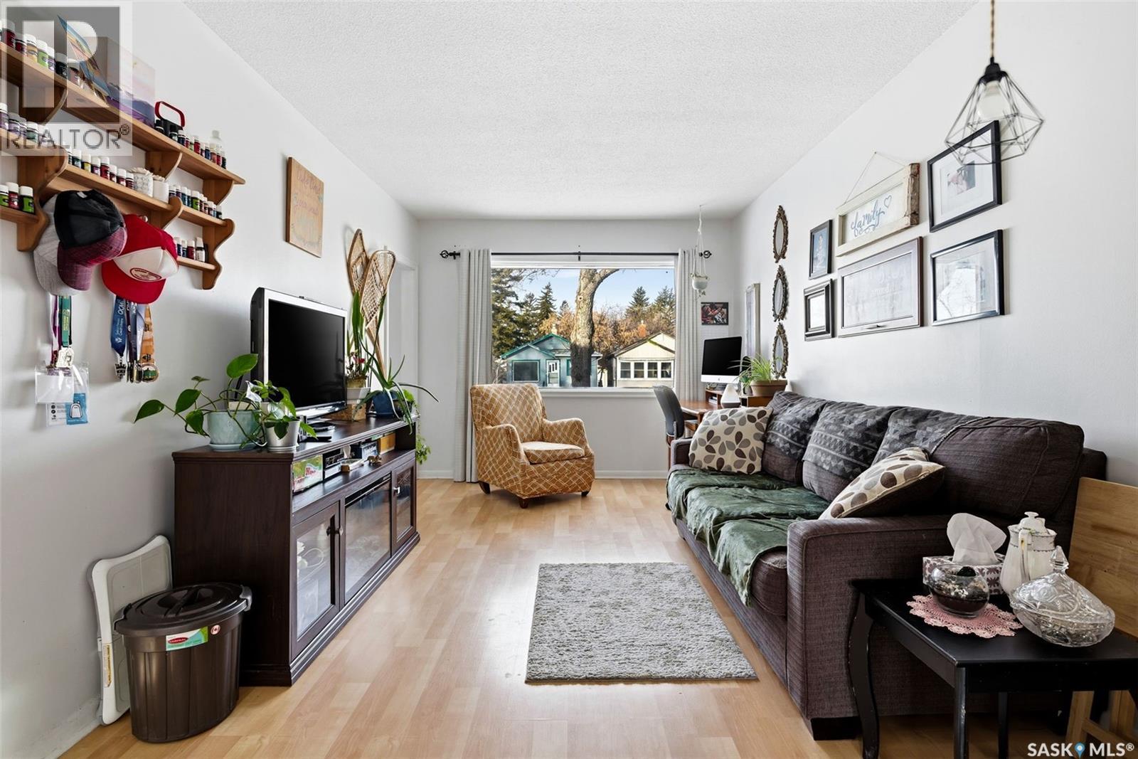 Single Family House Bungalow for Sale in  Connaught STREET Regina 