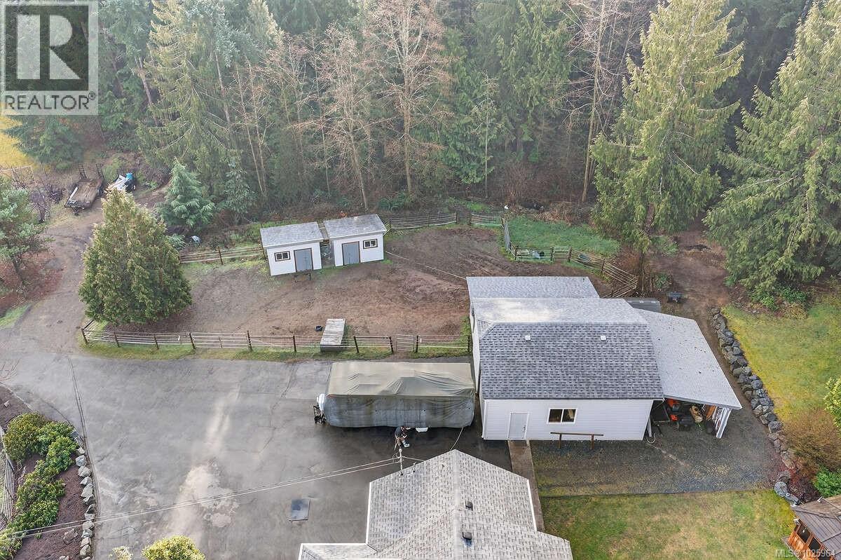 1136 Corcan Rd, Qualicum Beach