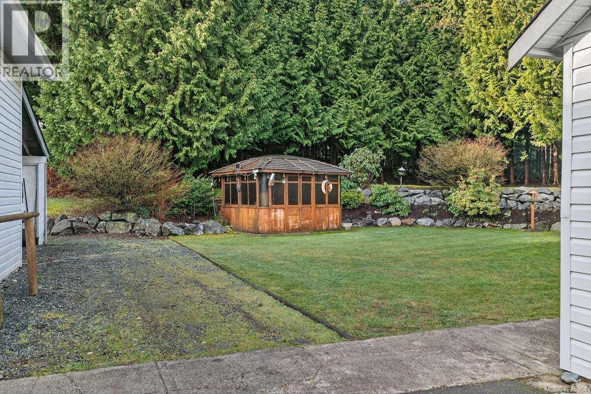 1136 Corcan Rd, Qualicum Beach