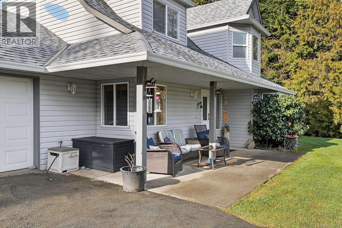 1136 Corcan Rd, Qualicum Beach