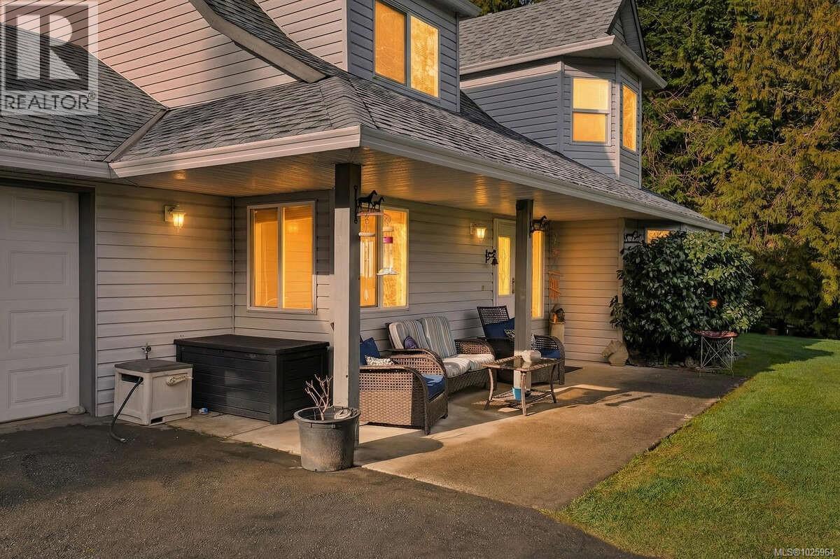 1136 Corcan Rd, Qualicum Beach