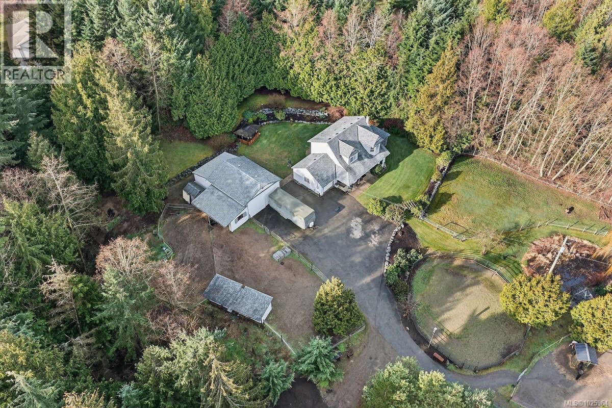 1136 Corcan Rd, Qualicum Beach