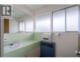 4904 Montrose St, Port Alberni, BC V9Y1M3 Photo 16