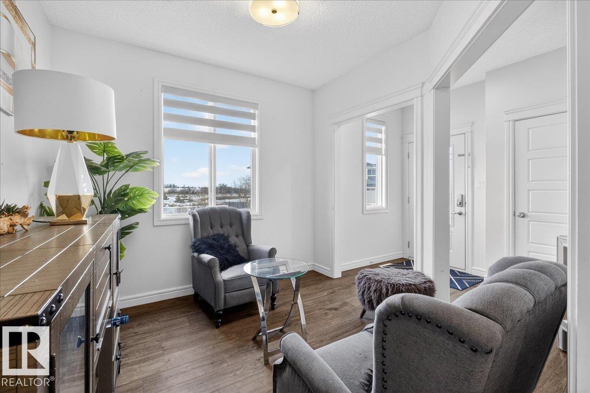 13072 211 ST NW NW, Edmonton