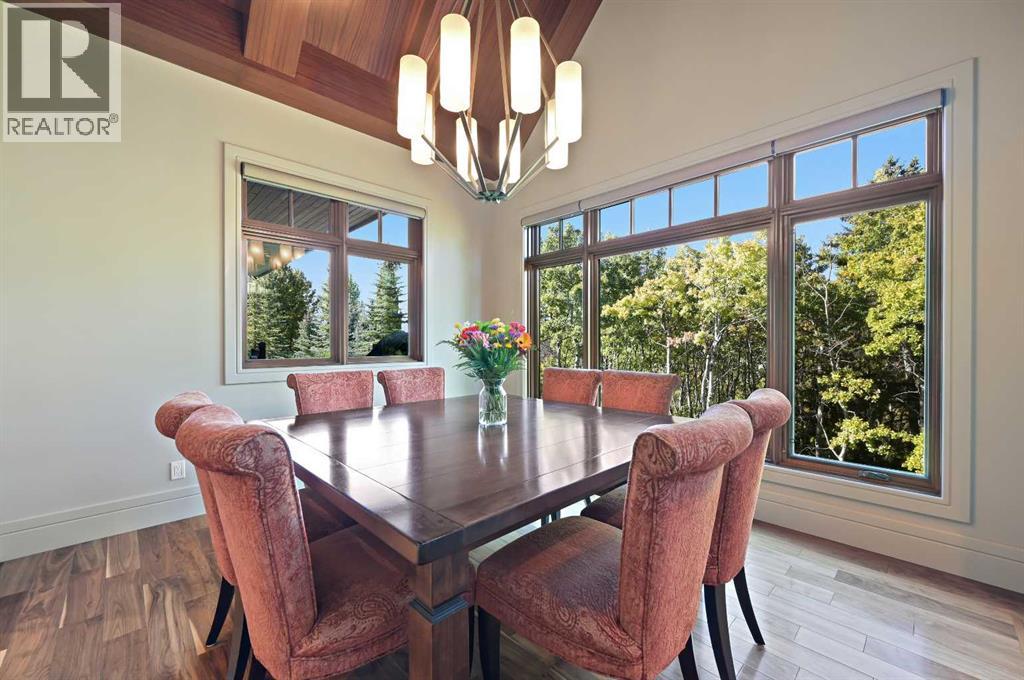 Single Family House for Sale in  Spring Valley Heights SW Springbank Hill Calgary 