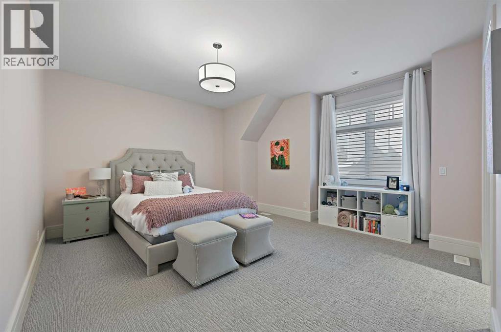 Single Family House for Sale in  Spring Valley Heights SW Springbank Hill Calgary 