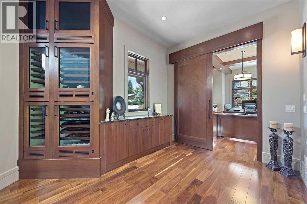 Single Family House for Sale in  Spring Valley Heights SW Springbank Hill Calgary 