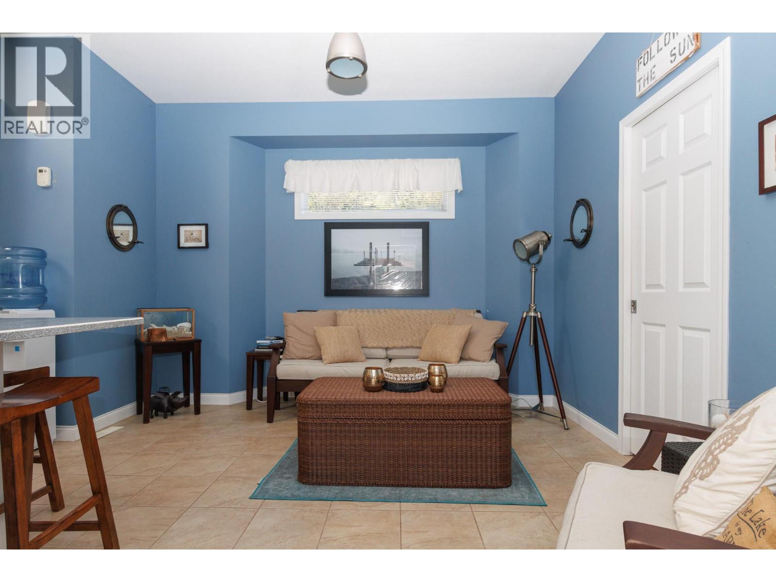 2 9032 Swanson Road, Swansea Point