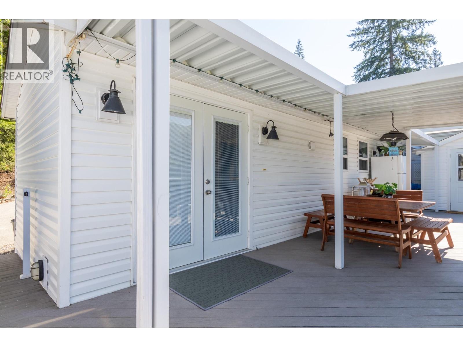 2 9032 Swanson Road, Swansea Point