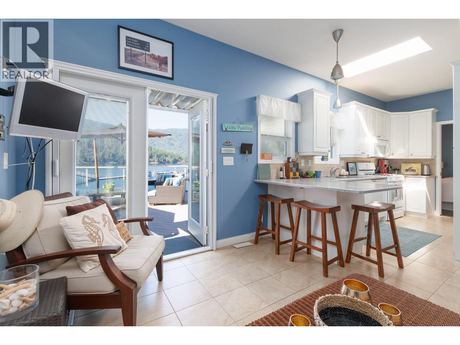 2 9032 Swanson Road, Swansea Point