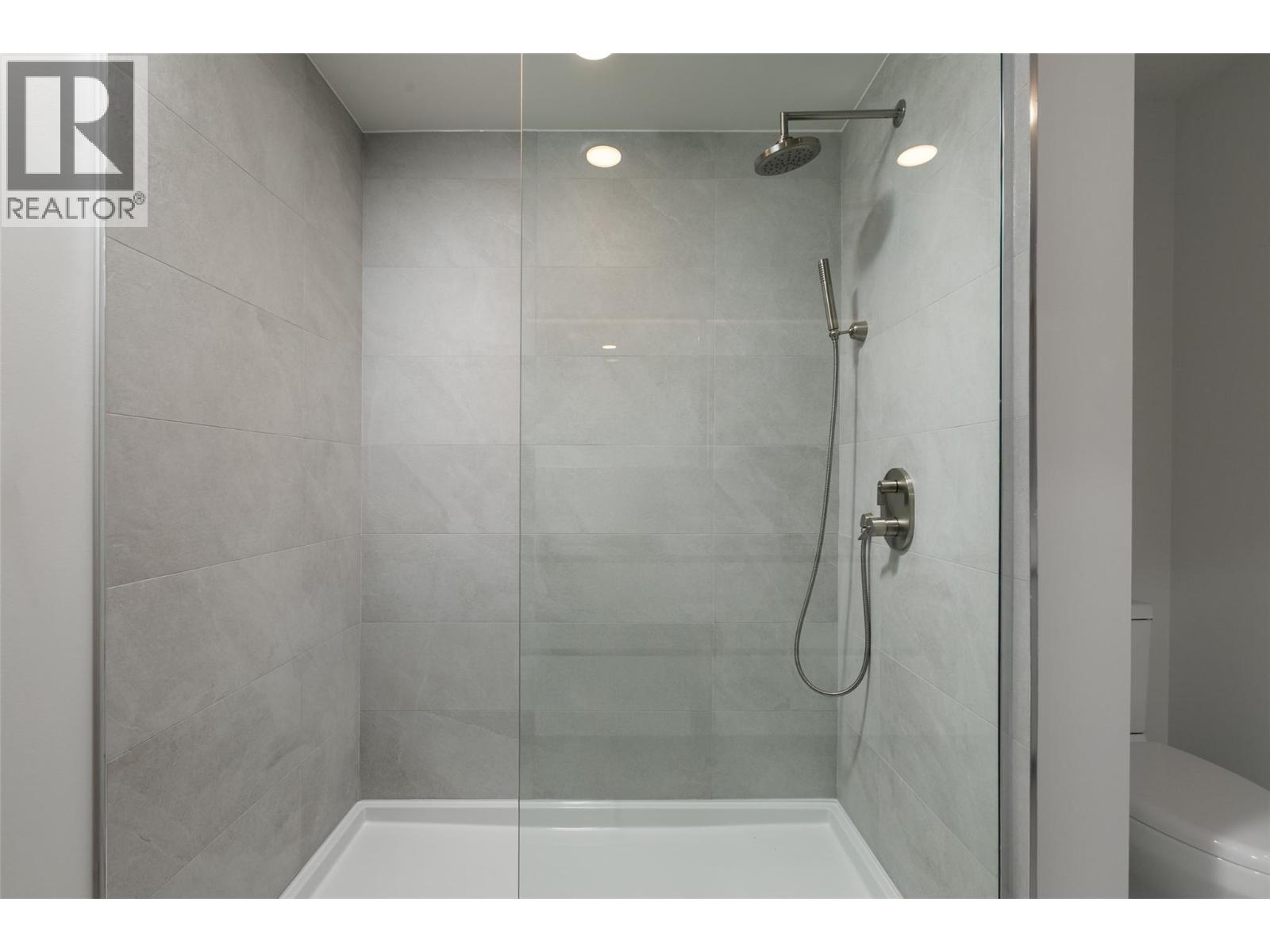 301 2760 Olalla Road, West Kelowna