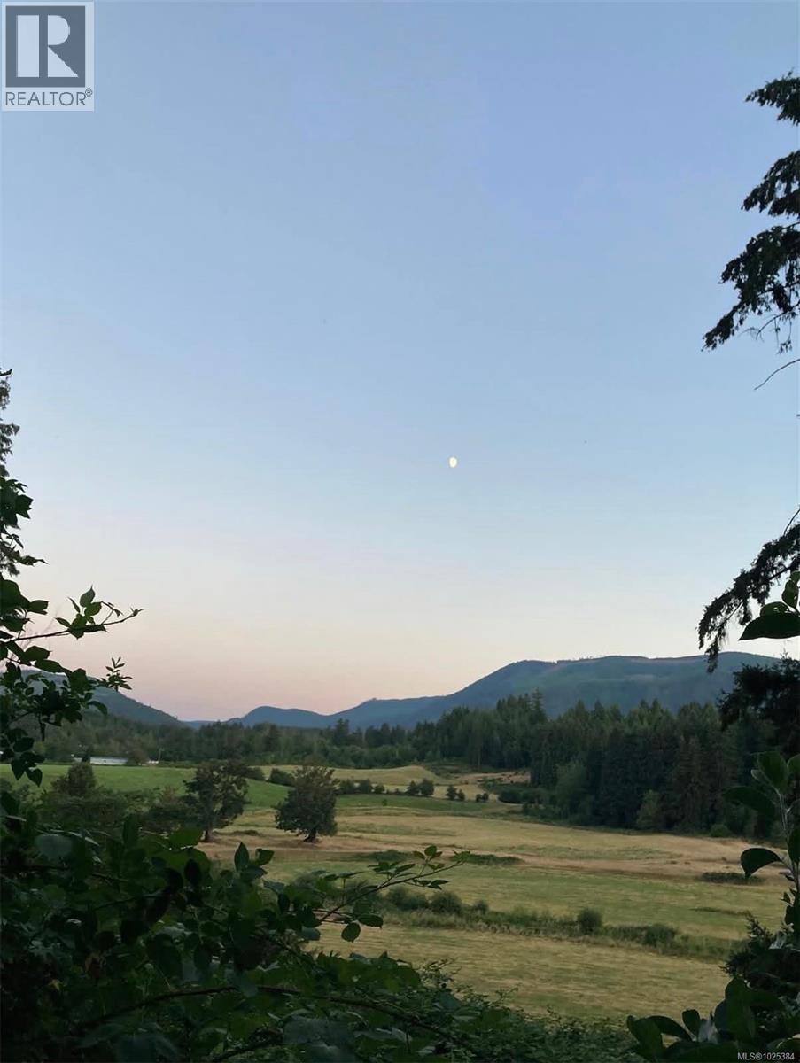 5086 McLay Rd, Duncan