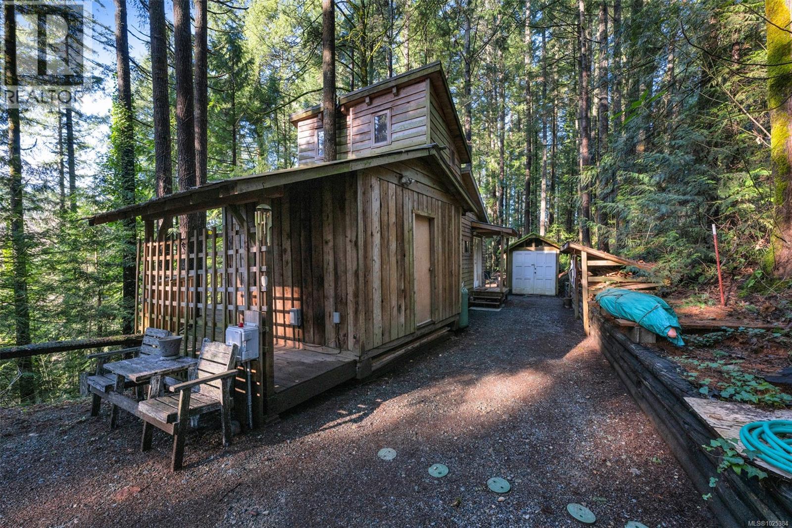 5086 McLay Rd, Duncan