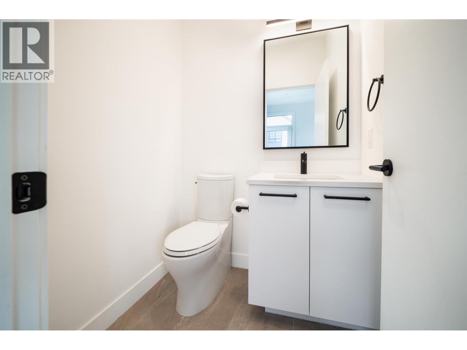 38035 HELM WAY, Squamish