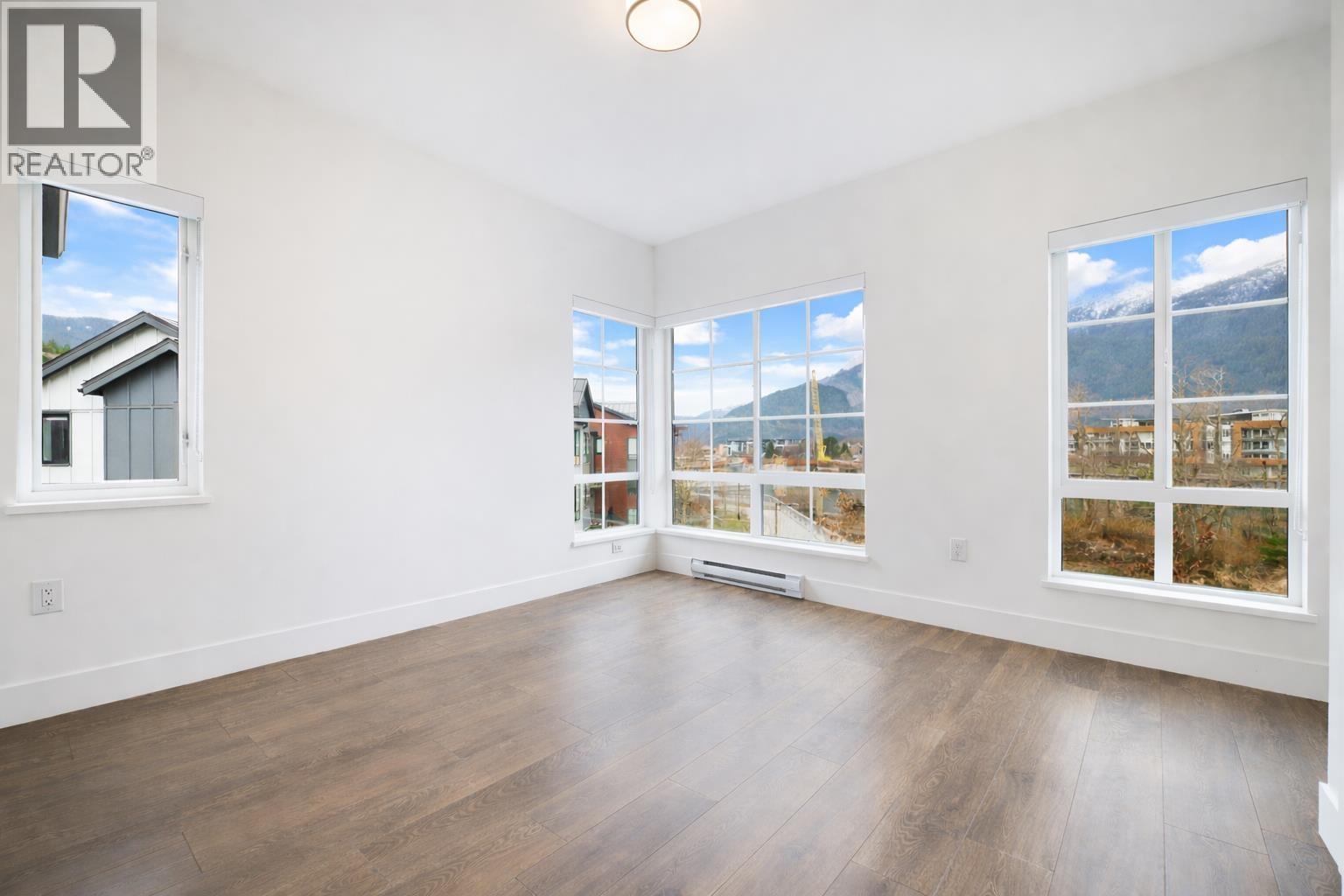 38035 HELM WAY, Squamish