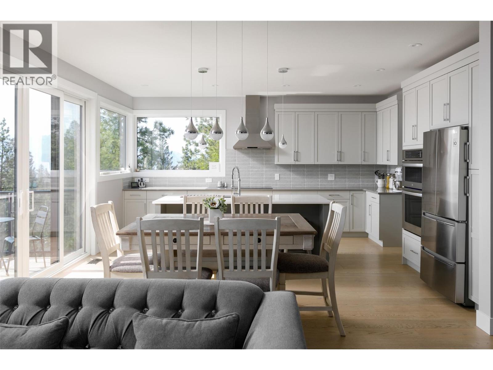  2510 Tallus Heights Lane, West Kelowna