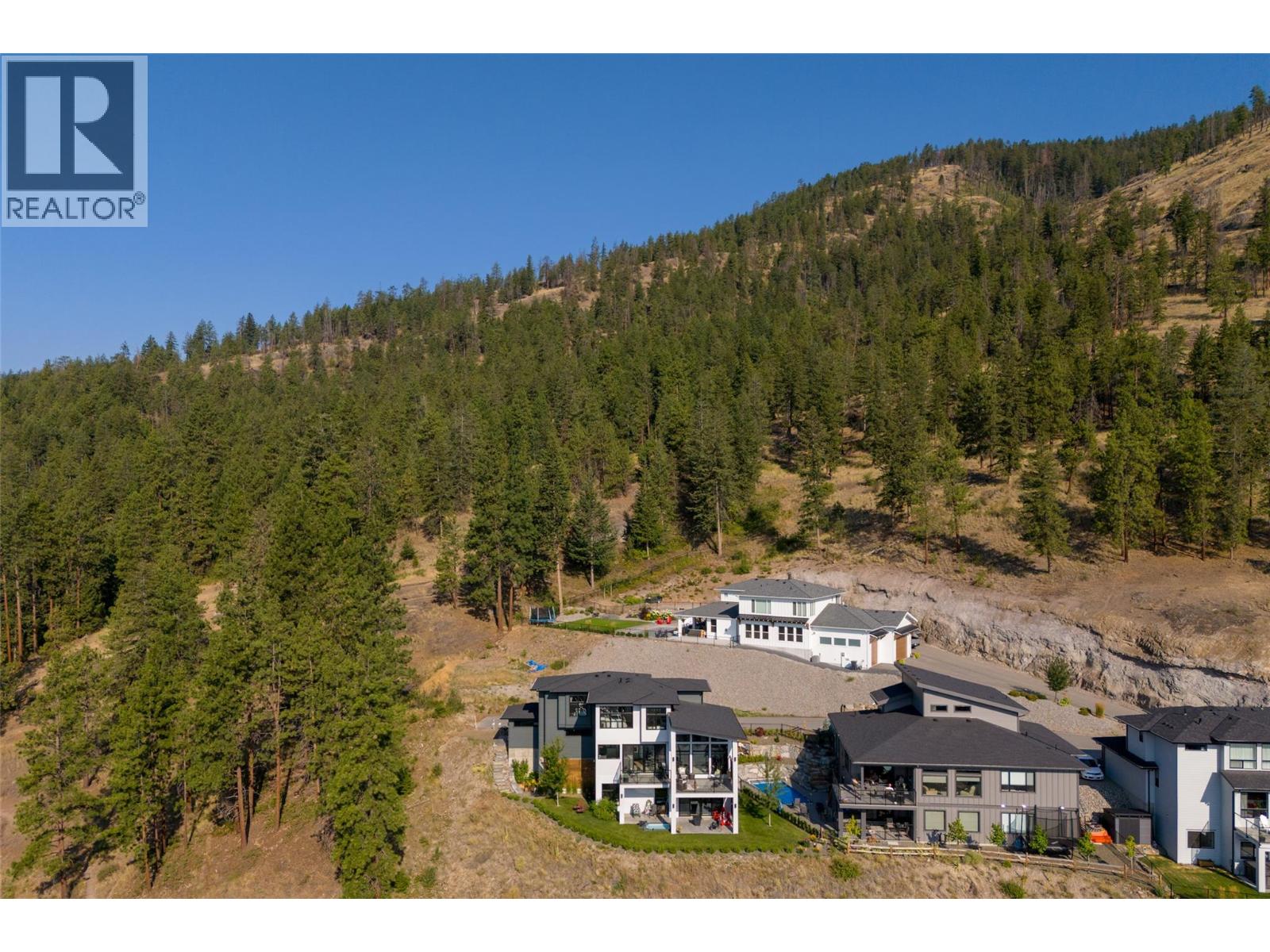  2510 Tallus Heights Lane, West Kelowna