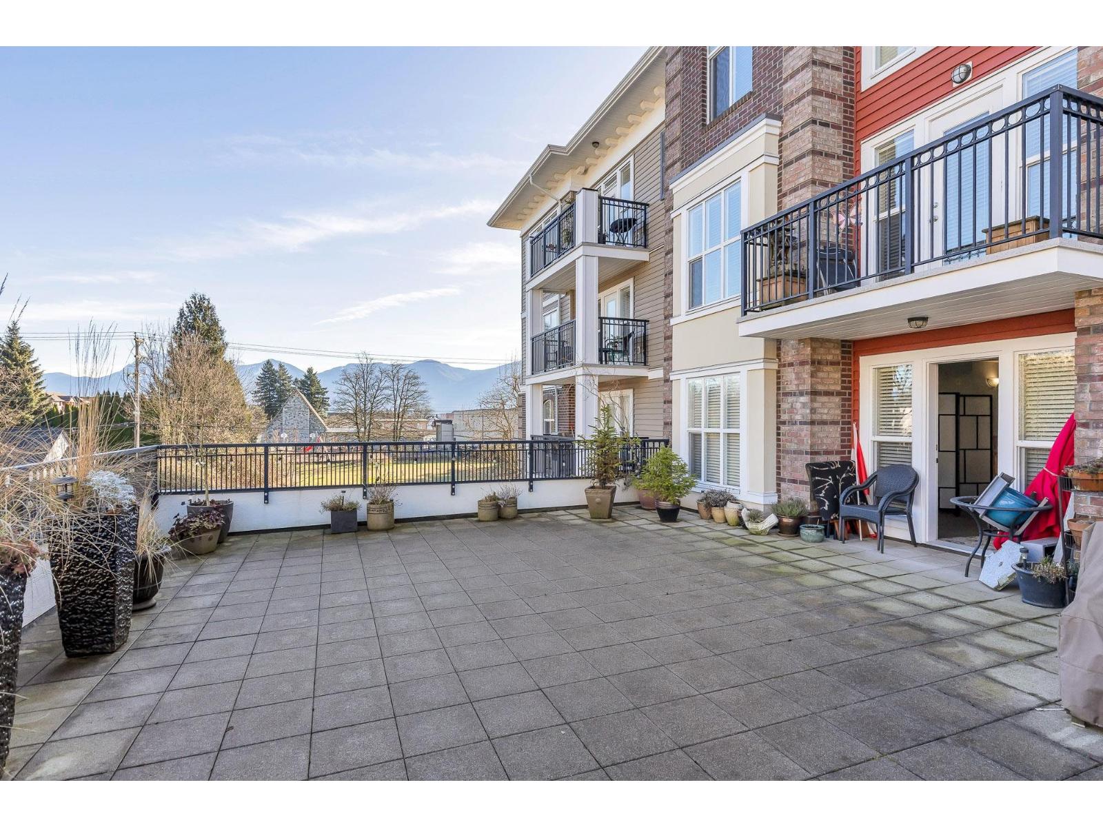 206 8933 EDWARD STREET, Chilliwack Proper West, Chilliwack