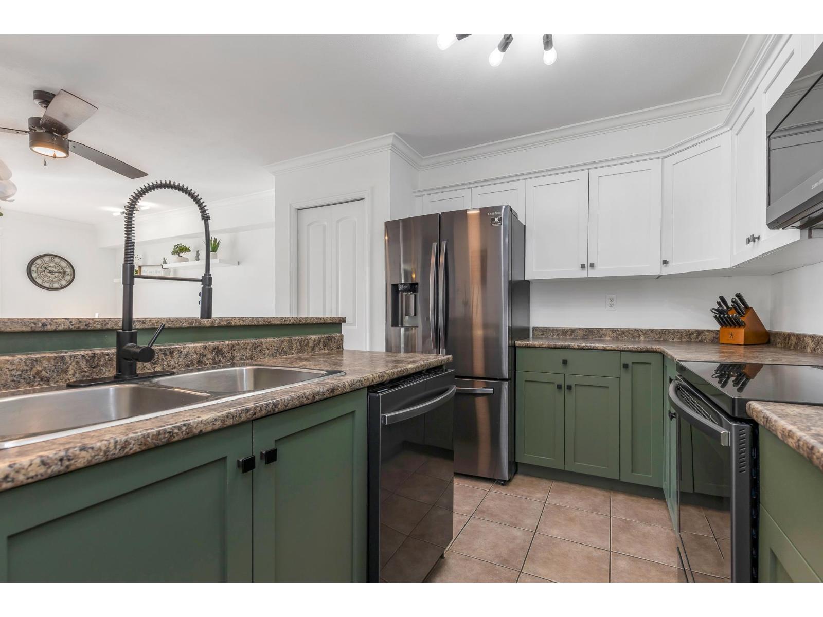 206 8933 EDWARD STREET, Chilliwack Proper West, Chilliwack