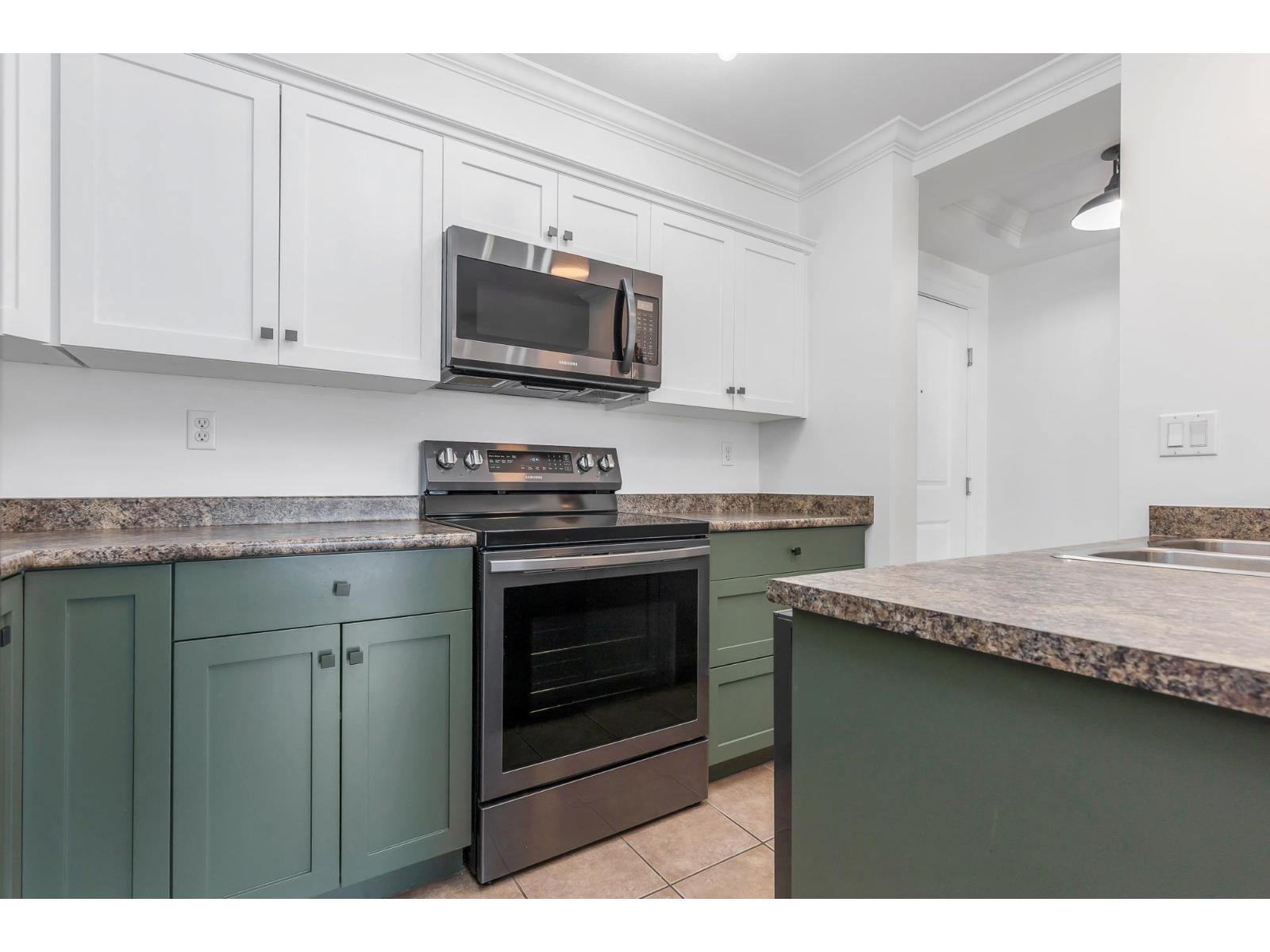 206 8933 EDWARD STREET, Chilliwack Proper West, Chilliwack