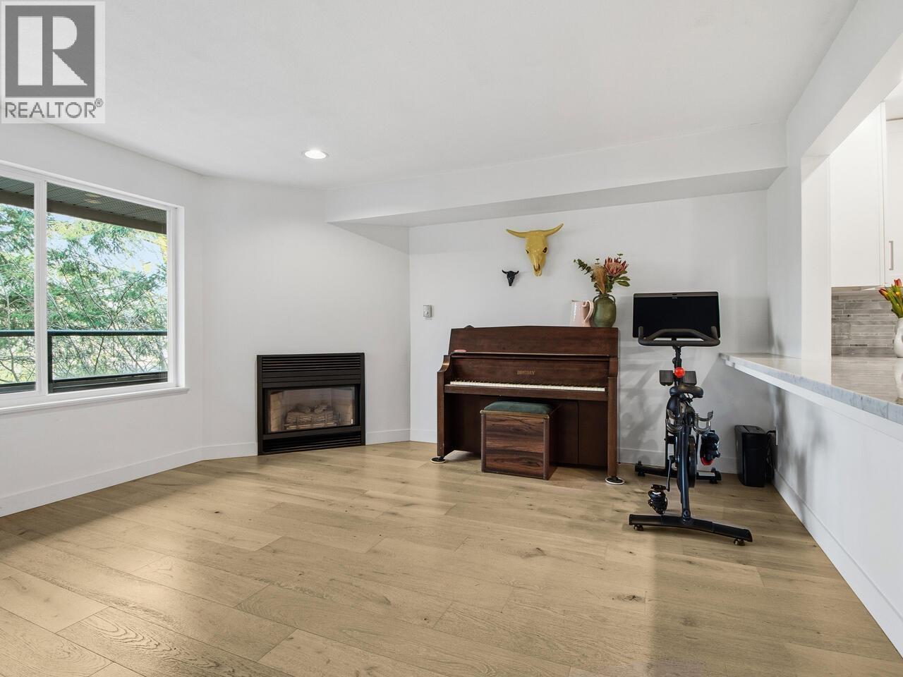 96 SHORELINE CIRCLE, Port Moody