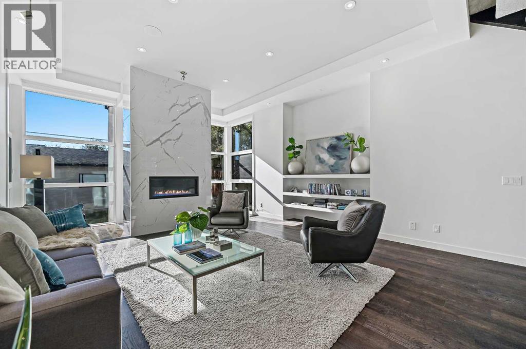 Single Family House for Sale in  Bowness Road NW West Hillhurst Calgary 