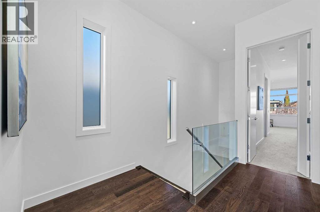 Single Family House for Sale in  Bowness Road NW West Hillhurst Calgary 