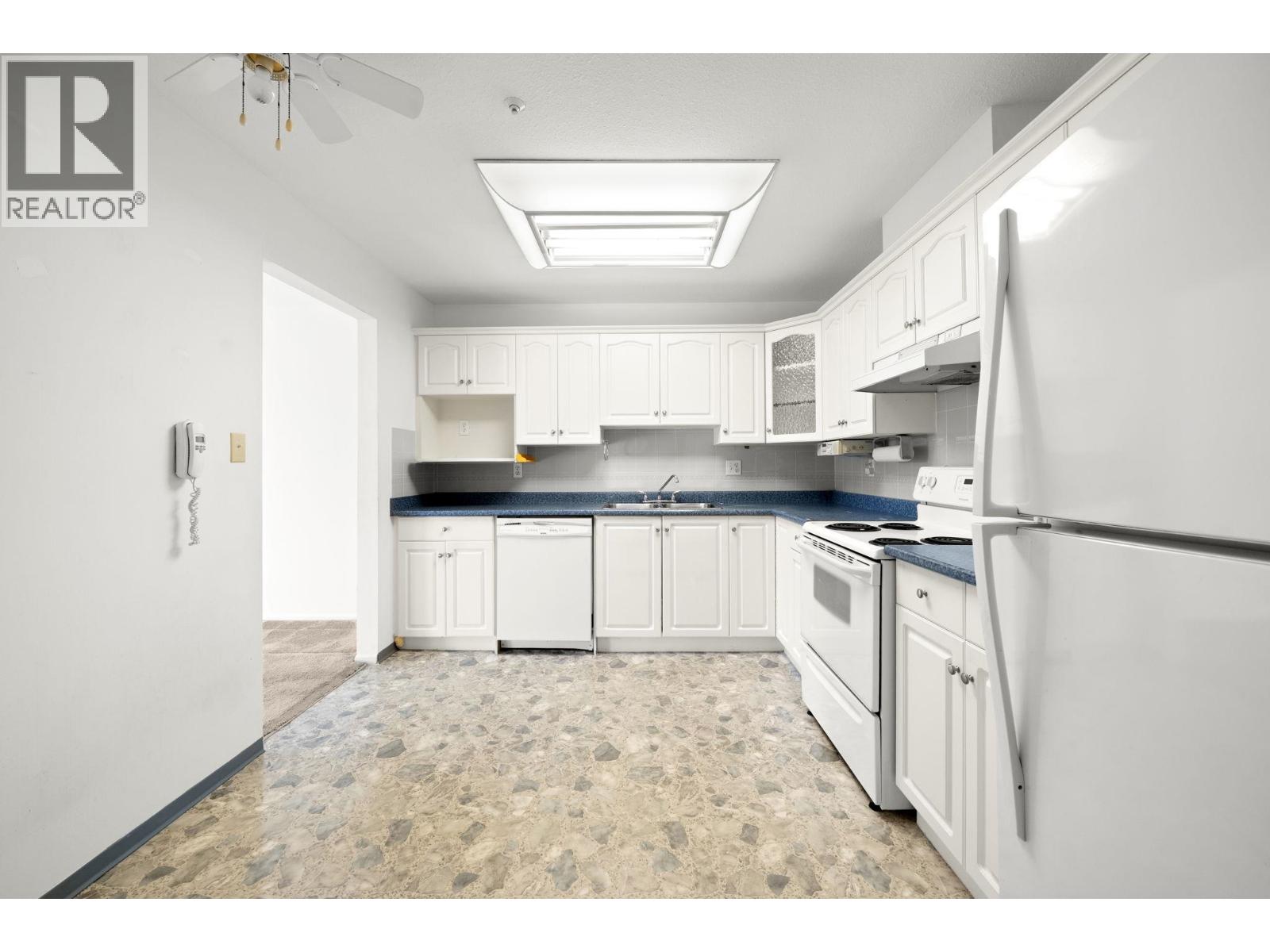 #201-11771 DANIELS Road, Richmond