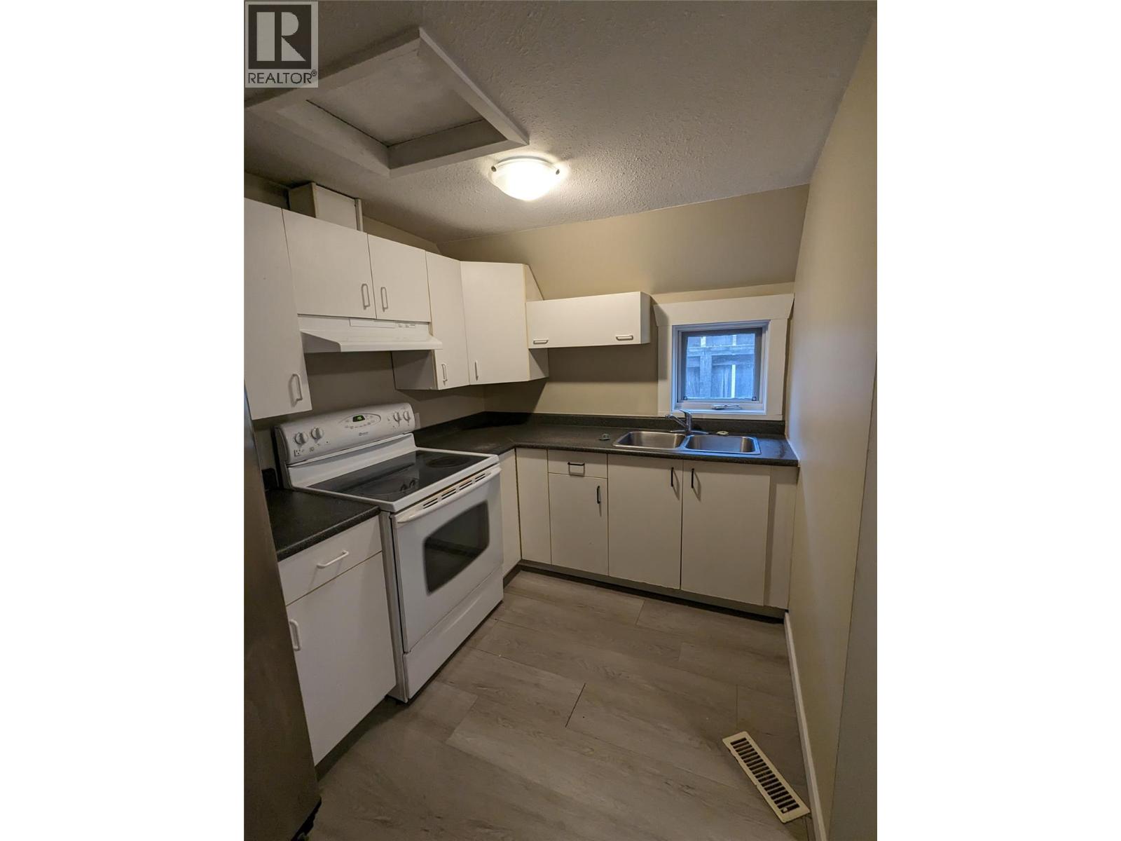 168 Yew Street, Kamloops