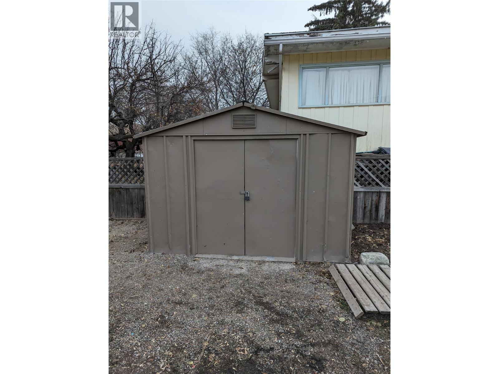 168 Yew Street, Kamloops
