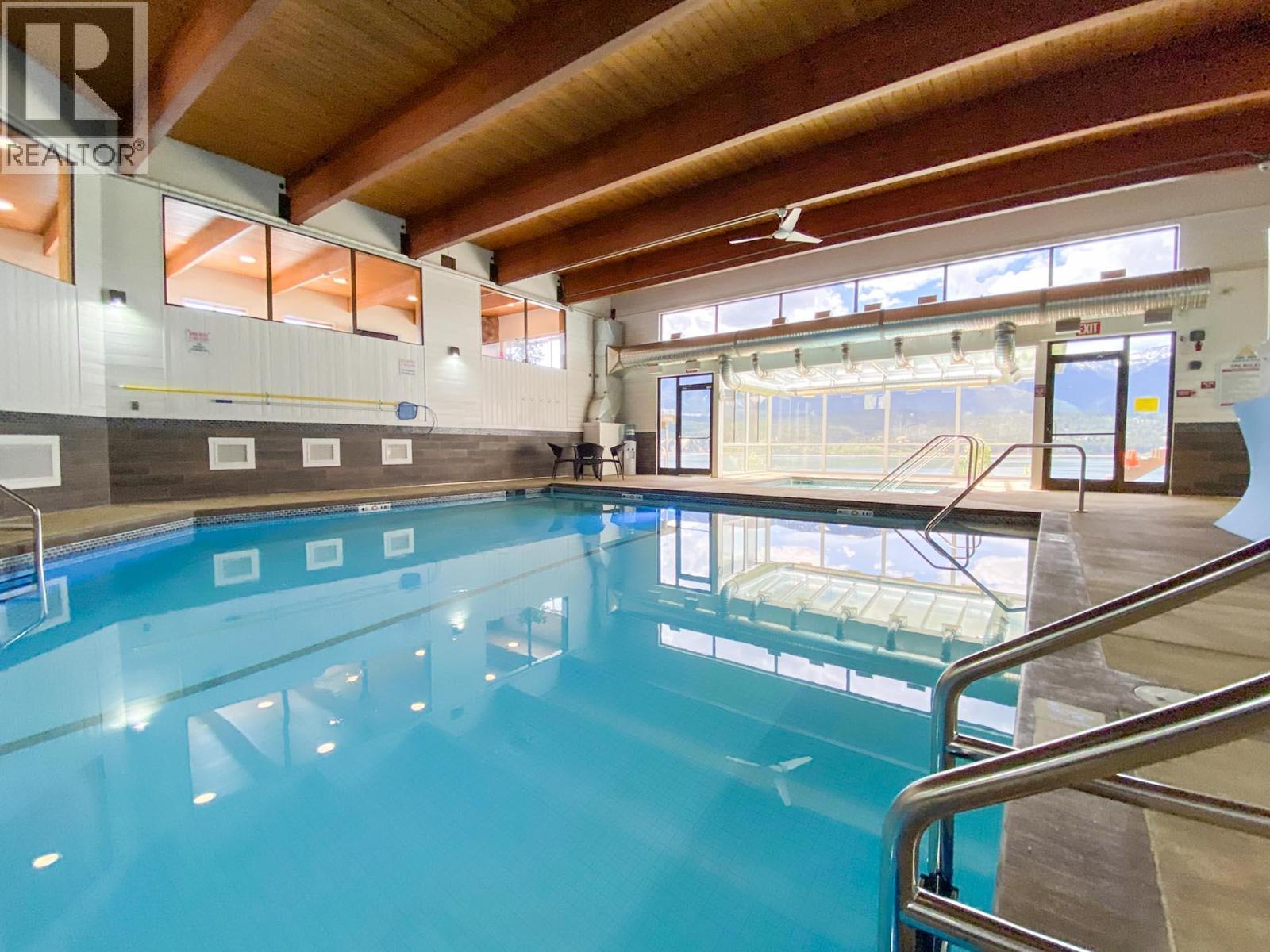 1492 Akiskinook Road Unit# 1, Windermere