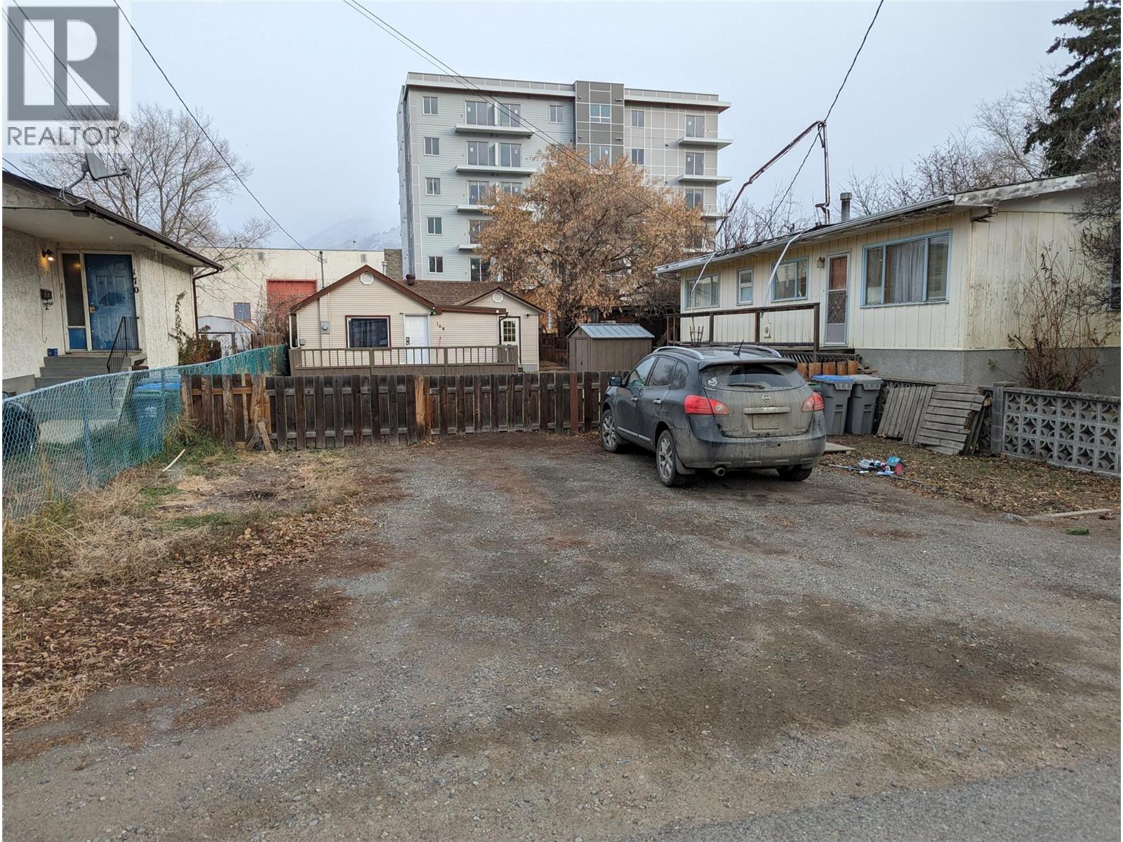 168 Yew Street - 21