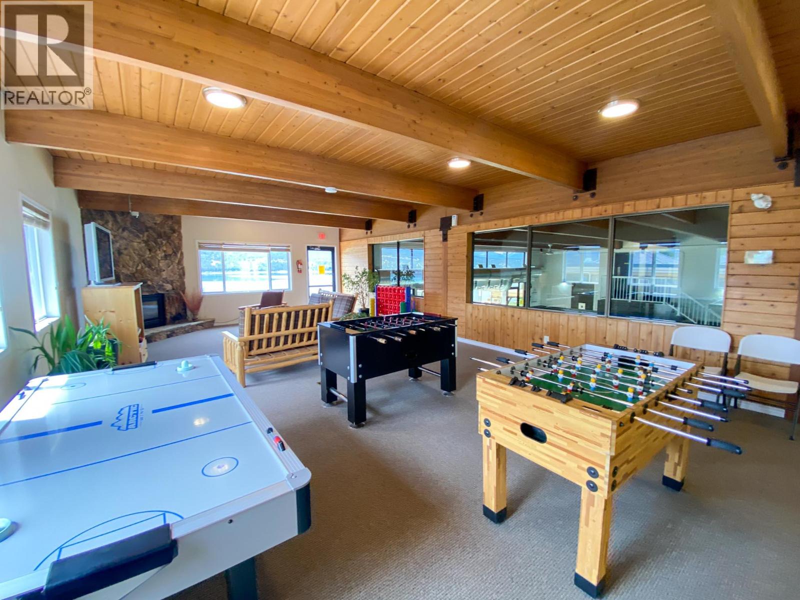 #1 1492 Akiskinook Road - 25