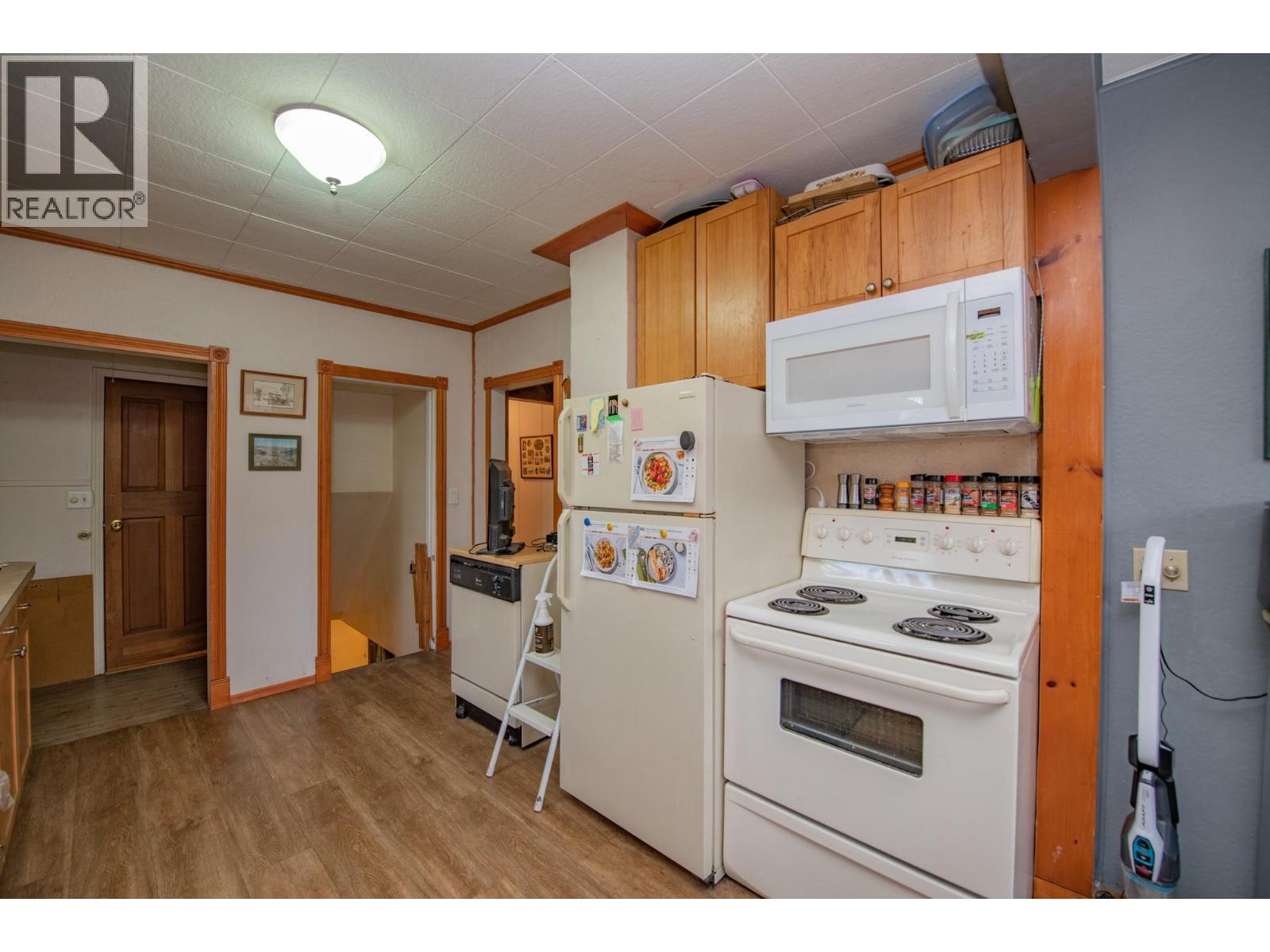 7782 Okanagan Landing Road, Vernon