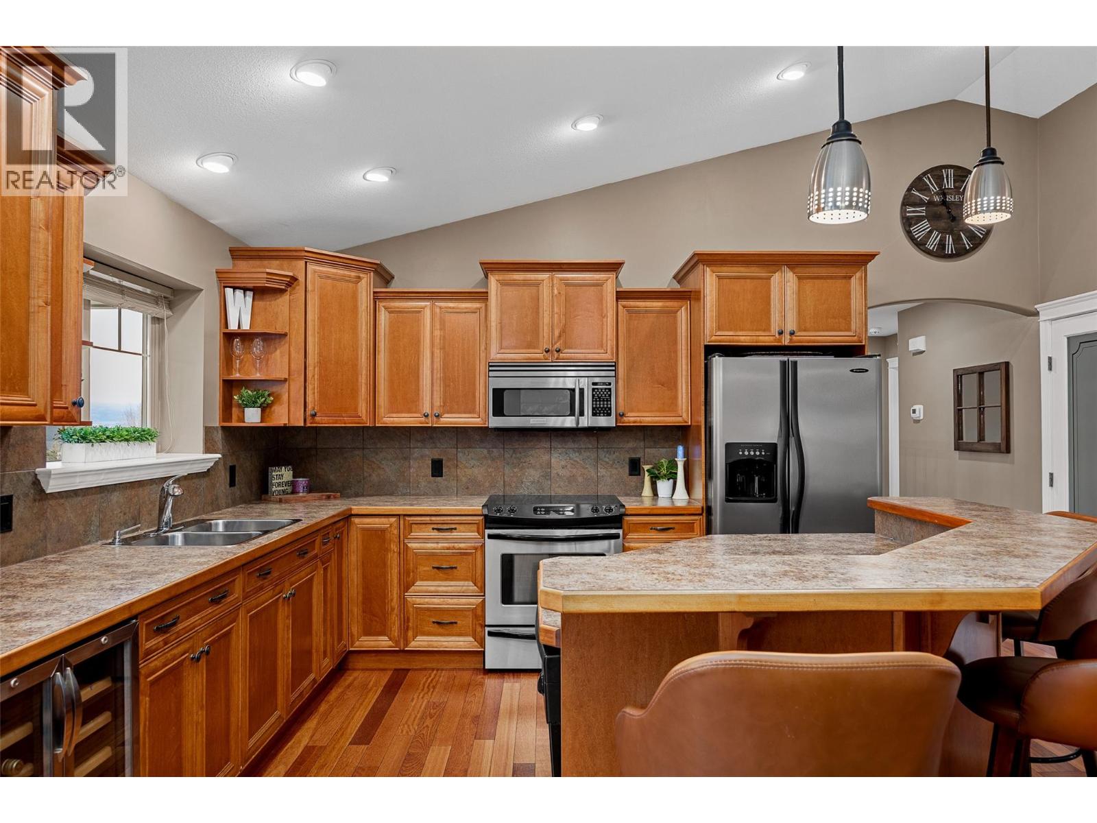 331 Quilchena Drive - 14