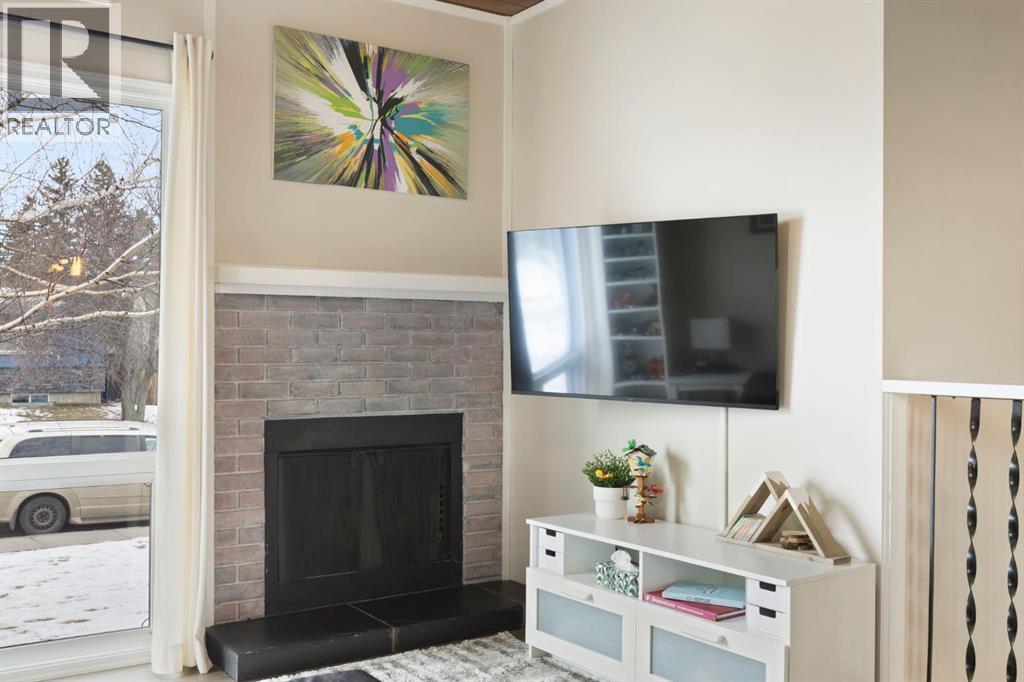 Single Family House Bi-level for Sale in  Rundlewood Drive NE Rundle Calgary 