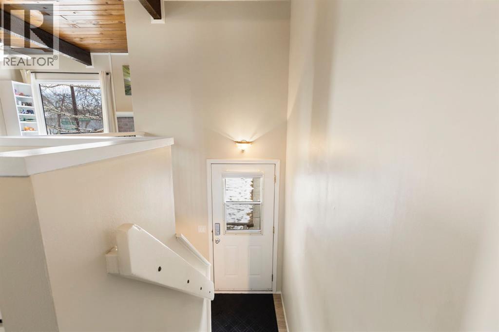 Single Family House Bi-level for Sale in  Rundlewood Drive NE Rundle Calgary 