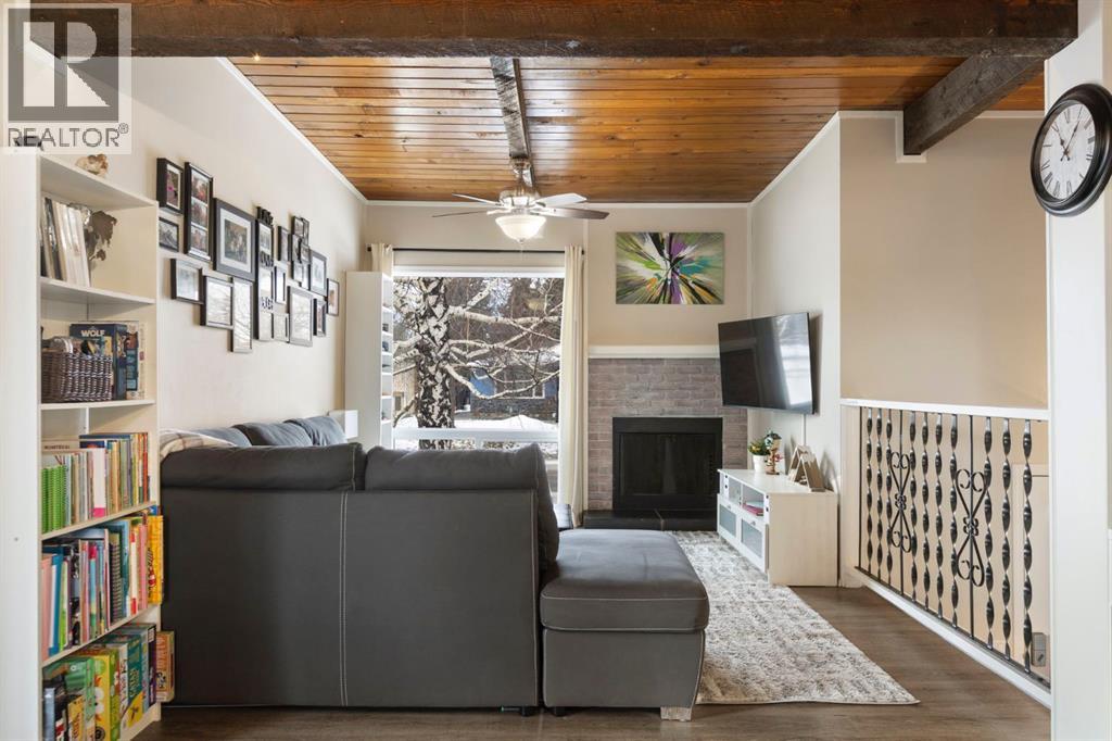 Single Family House Bi-level for Sale in  Rundlewood Drive NE Rundle Calgary 