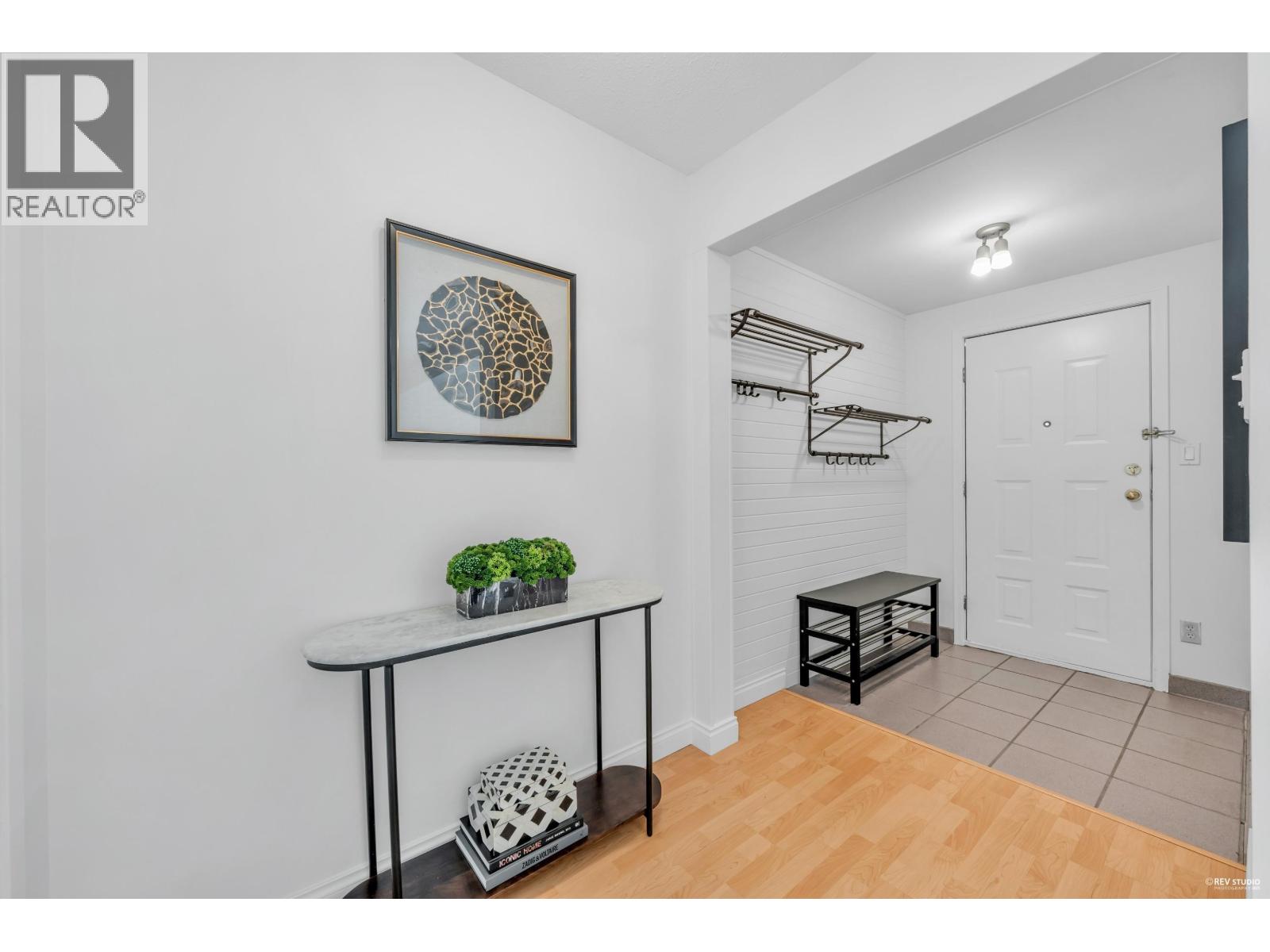 252 21ST Street - photo 2