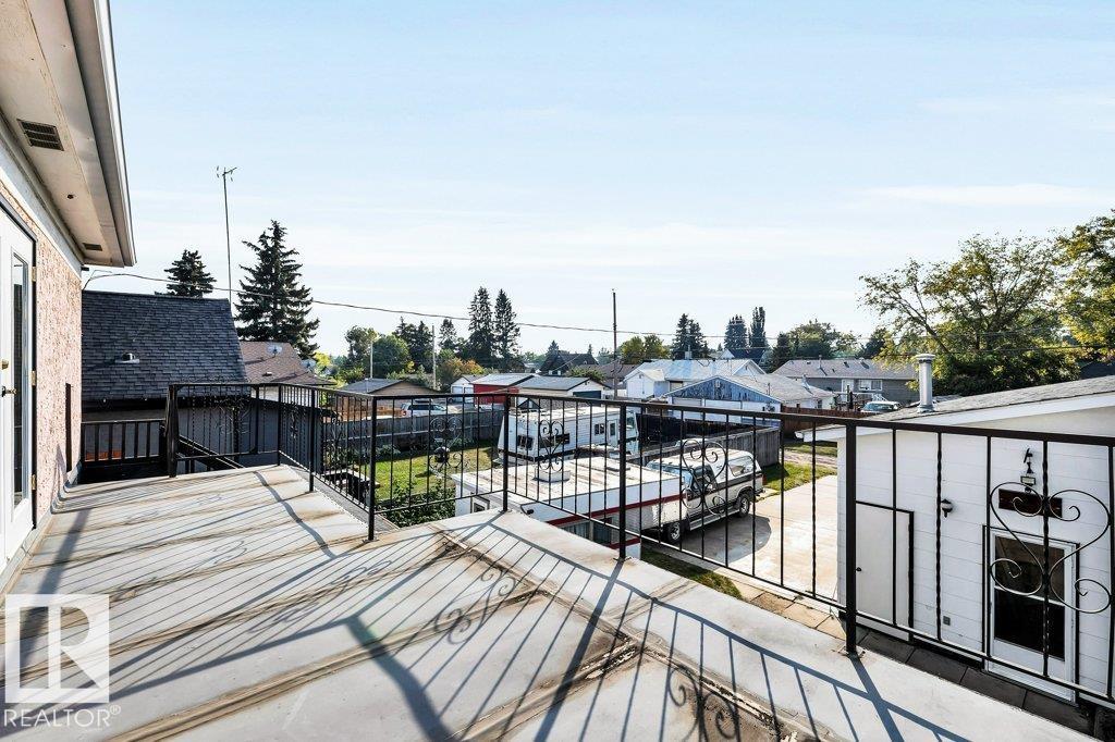 4314 52 ST - 25
