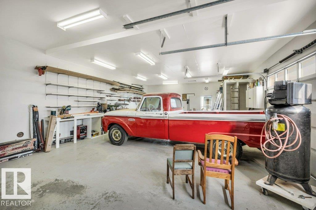 4314 52 ST - 50