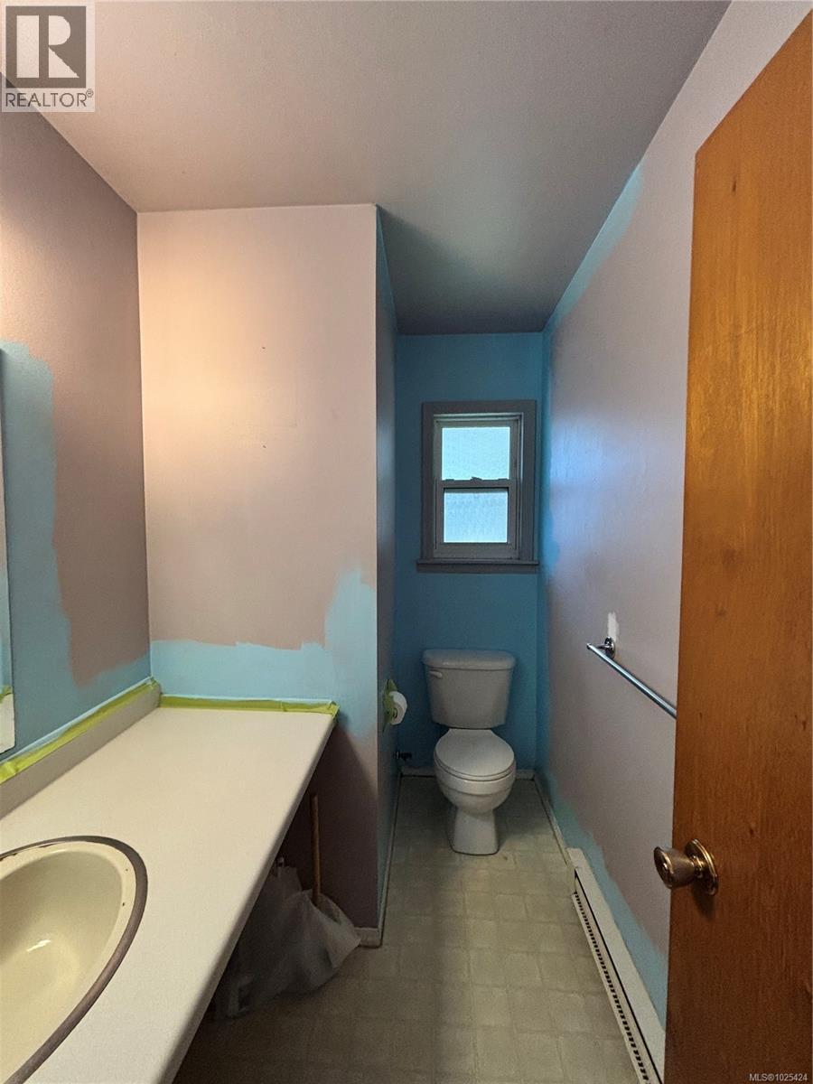 649 Nimpkish Dr - 12